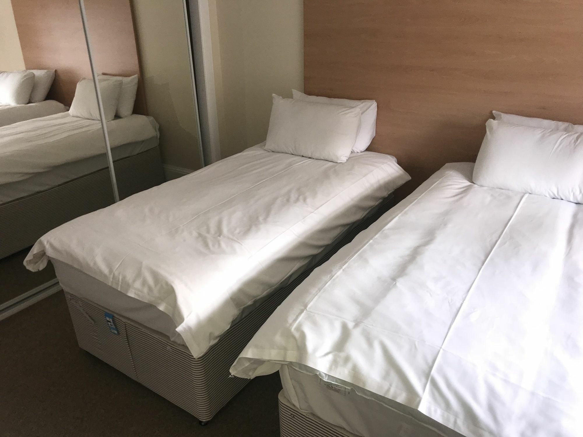 Smithyends Apartments カンバーノールド エクステリア 写真